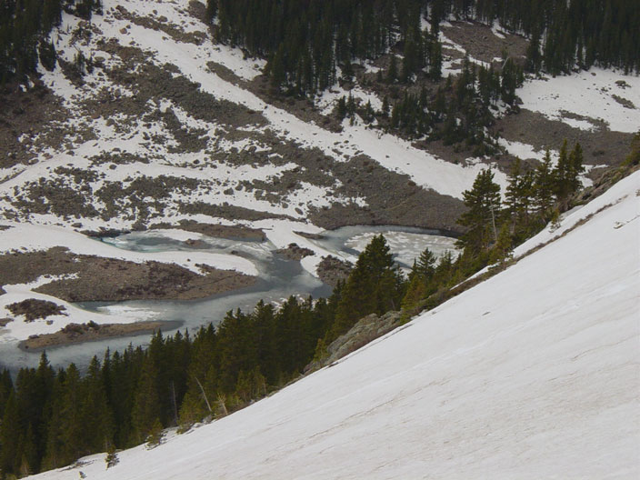 Snow slope into Williams Lake basin